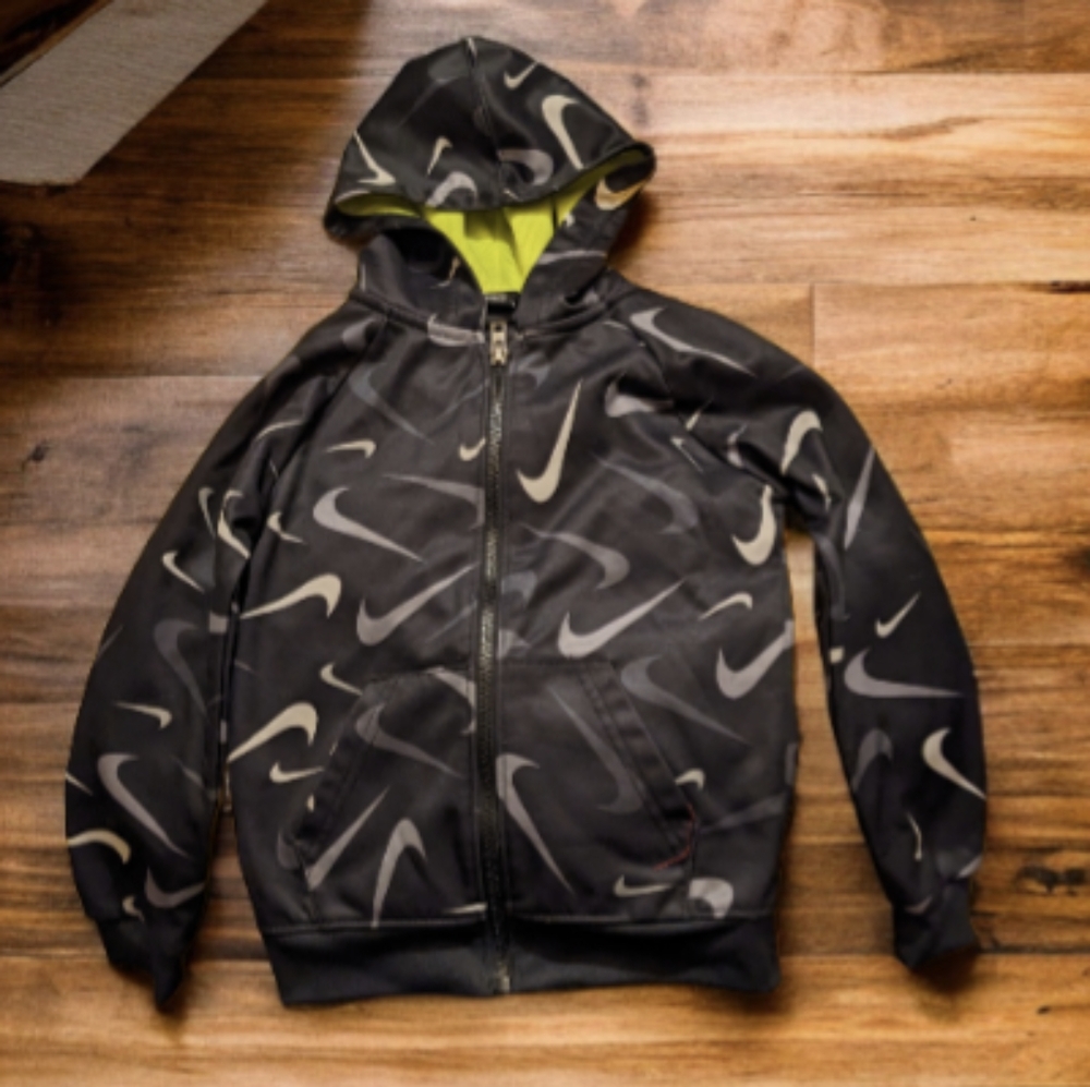 Nike Dri-Fit Size 4T Black/Silver/Hi-Vis Yellowlime